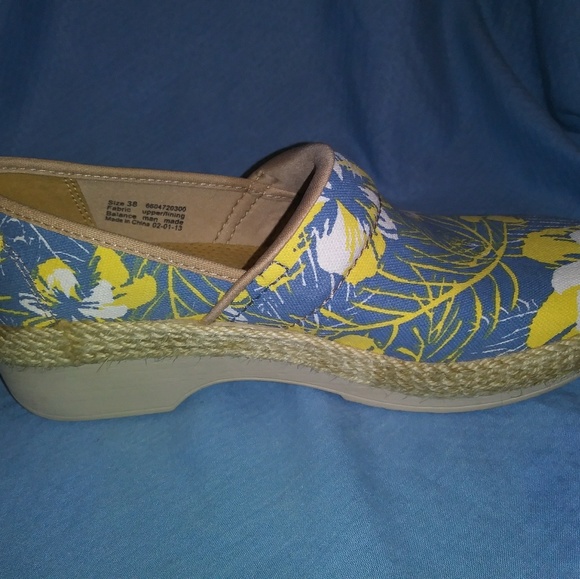 Dansko Clogs Sz 38 - Picture 5 of 8